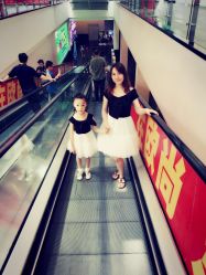 -汪正影业素摄儿童摄影工作室(星摩尔购物中心店)