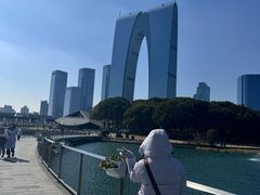 -苏州金鸡湖中茵皇冠假日酒店