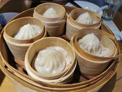 鸡汁鲜肉小笼汤包-南小馆(迪士尼小镇店)