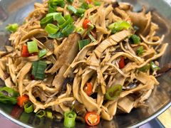 冬笋炒腊肉-三湘四水正宗湘菜(君峰路店)