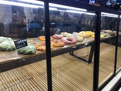 面包甜点陈列柜-萃茶师(琅西店)
