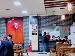 大堂-白家高记肥肠粉(总店)