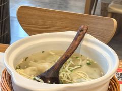 -馋三尺蟹粉小笼(人民广场店)