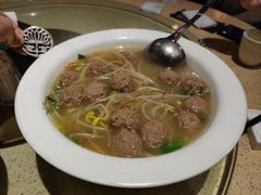 嫩滑圆子汤-铜锣湾·有麝自然香(重庆新天地店)
