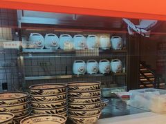 -阿瓦山寨·湘菜现炒·剁椒鱼头王(咸阳总店)