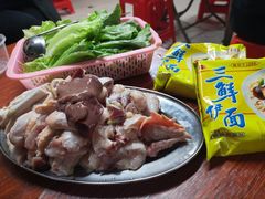 -威邵鸡煲(西华路总店)