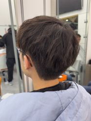 -豪斯塔美发连锁