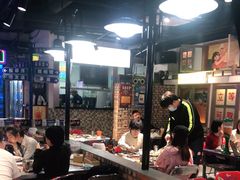 -马路牙子烧烤音乐酒馆(望京店)