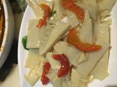 -蔼若春.传承三十年云南菜(金碧公园店)