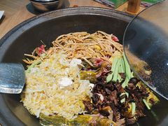 -屯老二农家铁锅炖·行业领军者(梅江店)