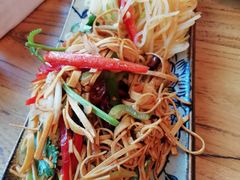 -山河屯铁锅炖鲜鹅·东北菜(开发区一店)
