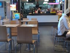-麦当劳(哈西万达店)