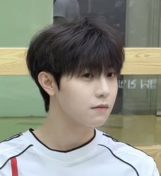 点击看大图 -尤司男士国潮理发馆