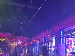 -喜鹊音乐酒馆(西街店)