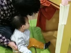 -乐融婴幼儿成长中心(四季青校区)