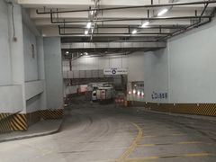 -日月光中心-停车场