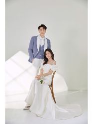 -雪中彩影婚纱摄影·微光艺术中心