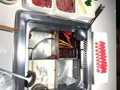 -海底捞火锅鲜切牛肉主题店(长寿路店)