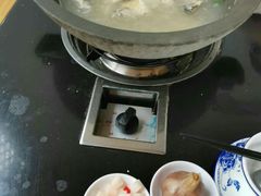 -双廊杨记石锅鱼石锅牛肉