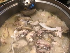 -润园四季椰子鸡火锅(海上世界店)