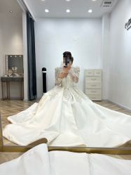-予白婚纱礼服馆