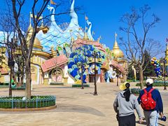 -七彩云南欢乐世界