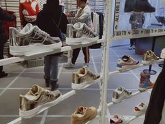 -NIKE KICKS LOUNGE体验店(北京新中关店)