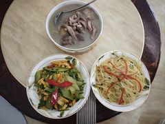 -鲸鱼妈妈月嫂/育婴师定制