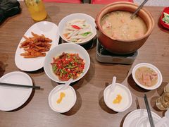 -大中华酒楼·主席武昌鱼·武汉美食地标(江汉路步行街店)