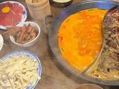 -萍姐火锅·公路夜市(武汉首店)