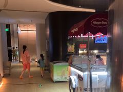 -涨巢·潮玩水疗局