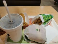 -德克士(龙阳广场店)