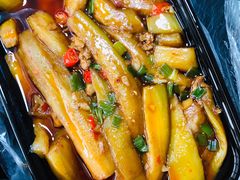 茄子煲-钟掌勺忘不了地道湘菜(新天地假日广场店)