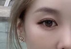 -爱美睫美甲会馆