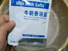 -新盈光·云会所(百丈东路店)