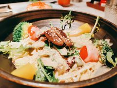 炙烤牛舌沙拉-厚贞日式烤肉(龙之梦店)