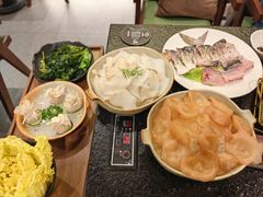 -得意咚瓜·顺德鱼生·冬瓜火锅(深圳首店)