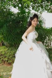 -Lady  Jane高端婚纱礼服馆