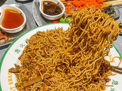 -威记烧嘢·南宁烧烤·超级生牛(绿地店)