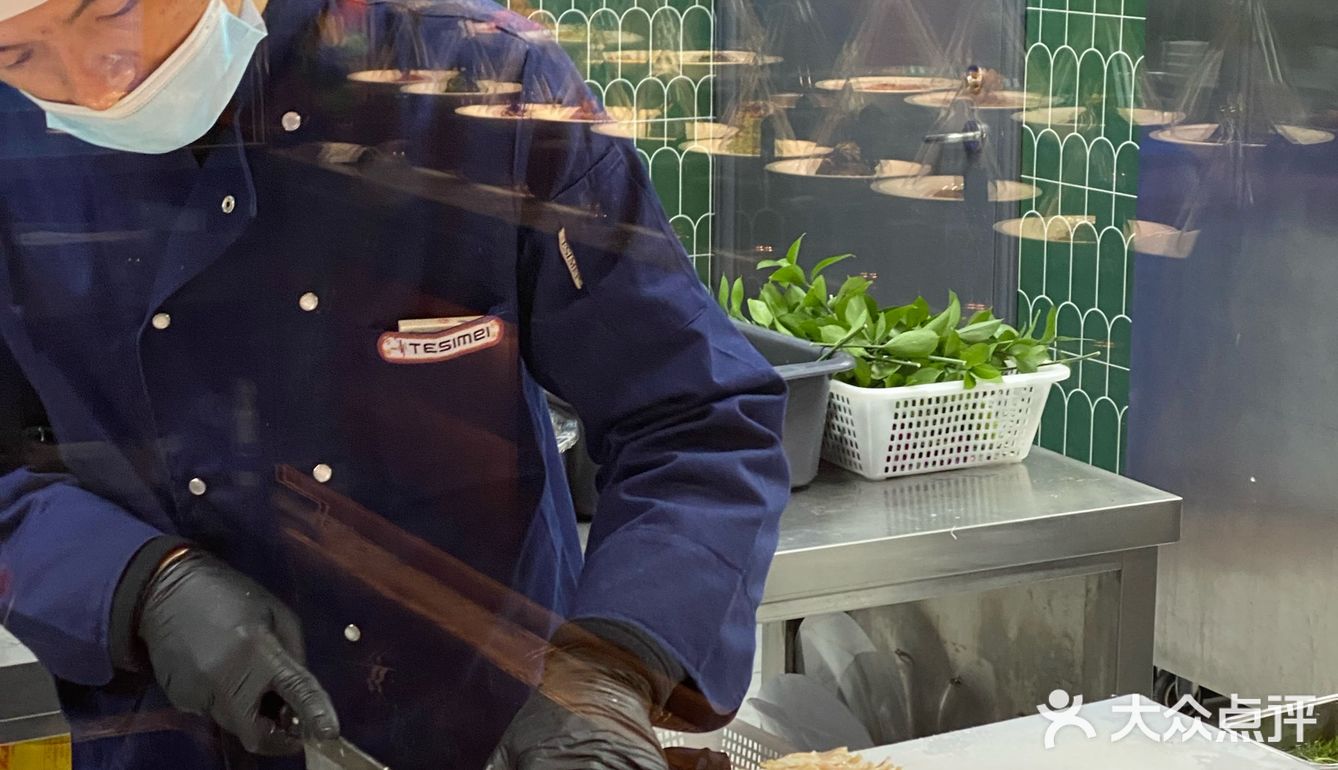 年底在上海 实现海鲜自由 大家来跟我一起薅羊毛 石斑鱼火锅棒