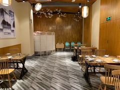 大堂-香山湖家家宴(中山陵店)