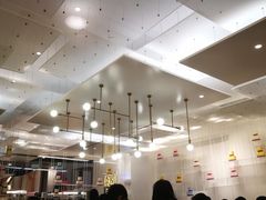 大堂-奈雪的茶(市百一店)