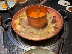 -菌自由丨野生菌火锅特色庭院餐厅(丽江古城店)