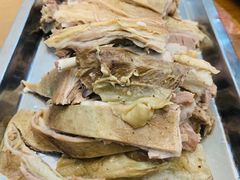 手抓羊肉-青海名吃尕张娃非遗烤肉(海湖总店)