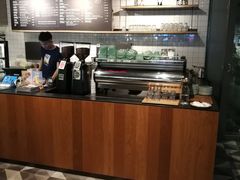 -Wagas沃歌斯(百盛优客店)