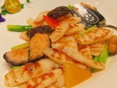 -海派悦庭·海胆烧麦·新融合菜(凯德广场店)