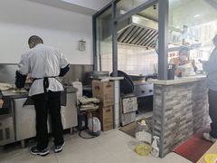 -黄阿姨锅贴大王(万航渡路店)