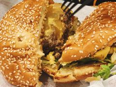 -The Habit Burger Grill 哈比特汉堡(复兴soho店)