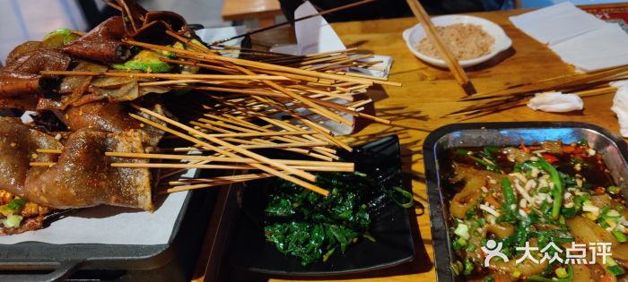 86烧烤·炭火烧烤 (石人总店)烤宽粉图片