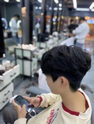 -藤野造型烫发染发
